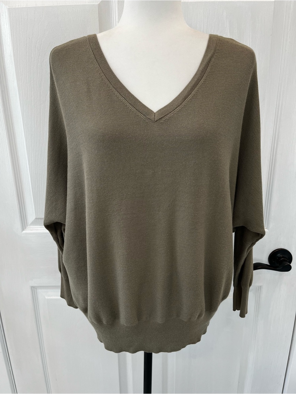 ba&sh Elsy Olive Green Button-Back V-Neck Sweater Medium Dolman Sleeve Knit Top